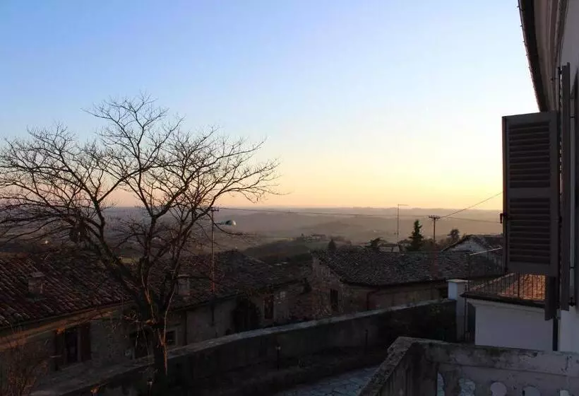 Aamiaismajoitus (B&B) La Villa Di Pa