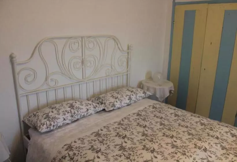 Aamiaismajoitus (B&B) La Villa Di Pa