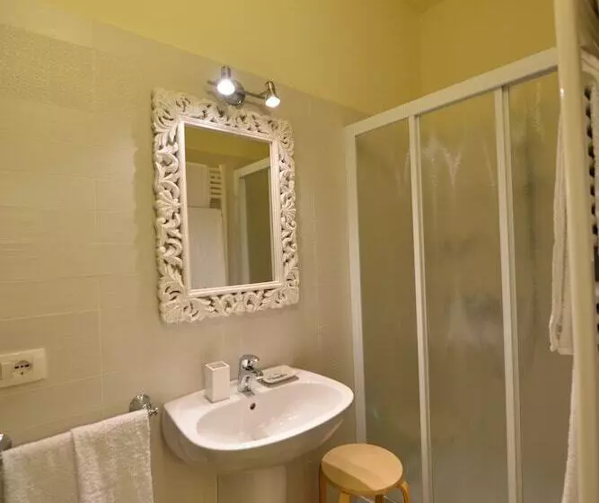 Aamiaismajoitus (B&B) Villa Bianca