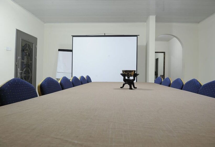 酒店 Mount Pleasant Inns & Apartment