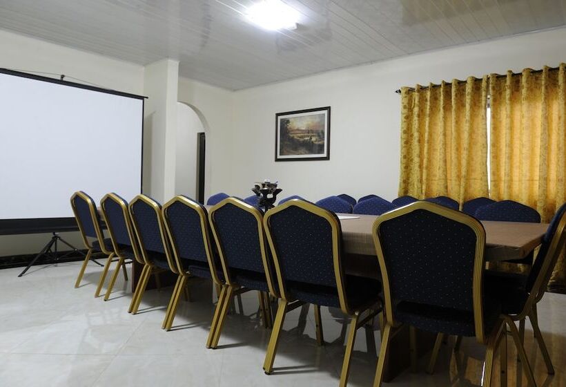 酒店 Mount Pleasant Inns & Apartment