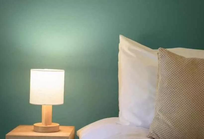 Hotelli The Elbowroom Escape