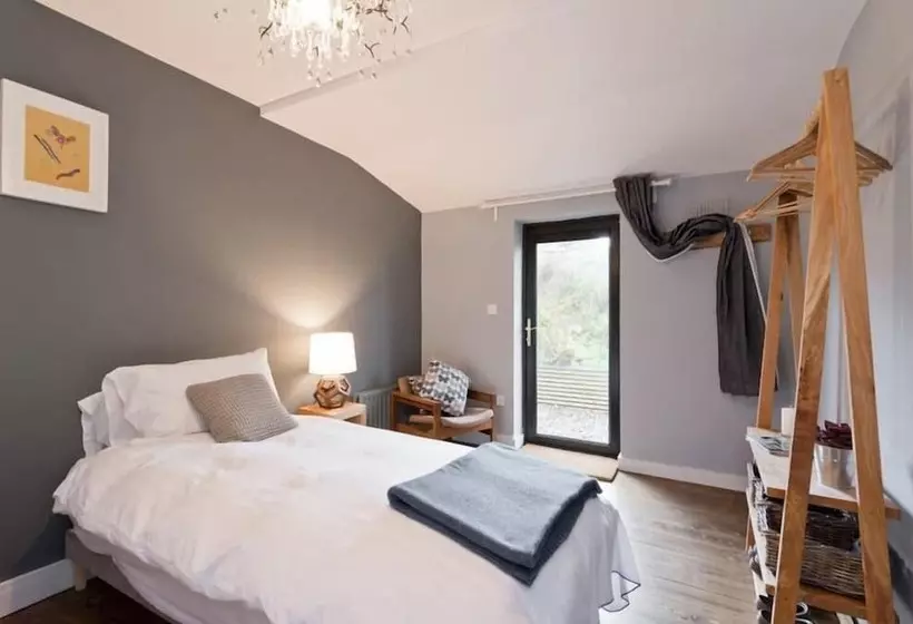 Hotelli The Elbowroom Escape