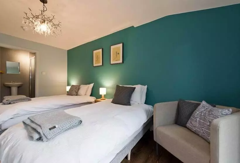 Hotelli The Elbowroom Escape