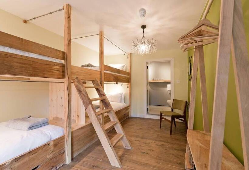 酒店 The Elbowroom Escape