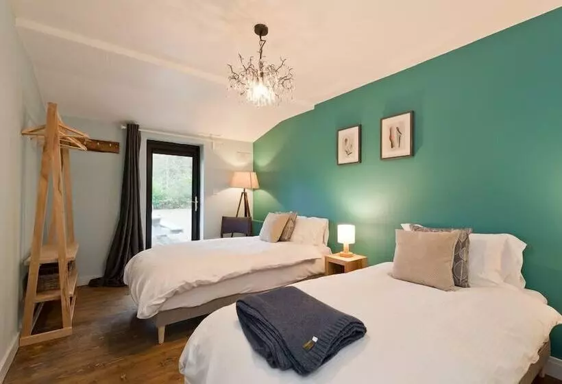 Hotelli The Elbowroom Escape