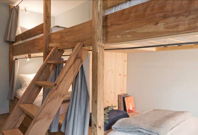 酒店 The Elbowroom Escape