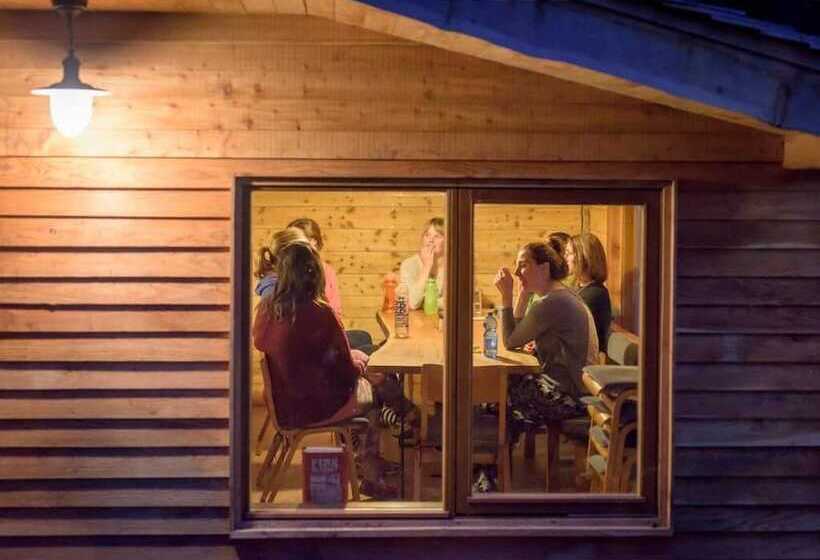 酒店 The Elbowroom Escape