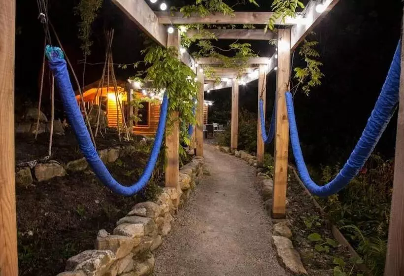 Hotelli The Elbowroom Escape