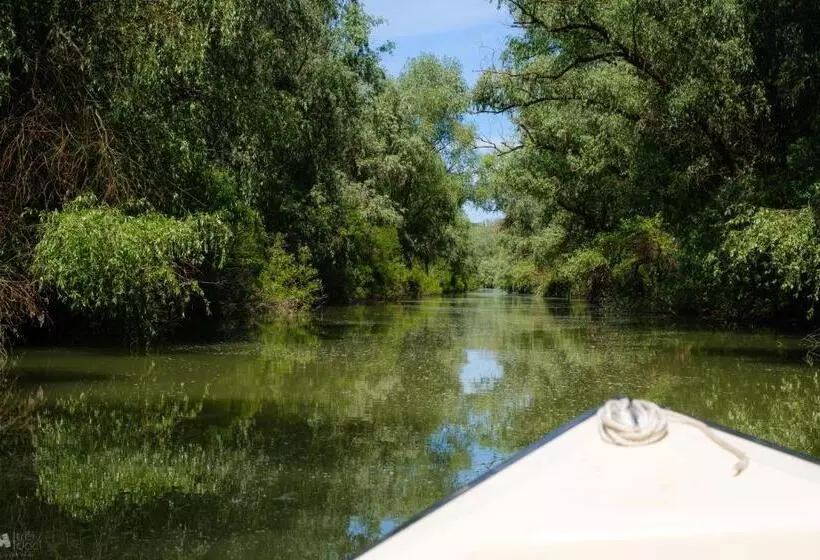 ペンション Delta Mayanka