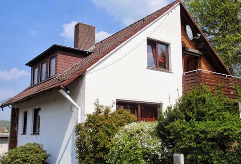 פנסיון Haus Tannenweg