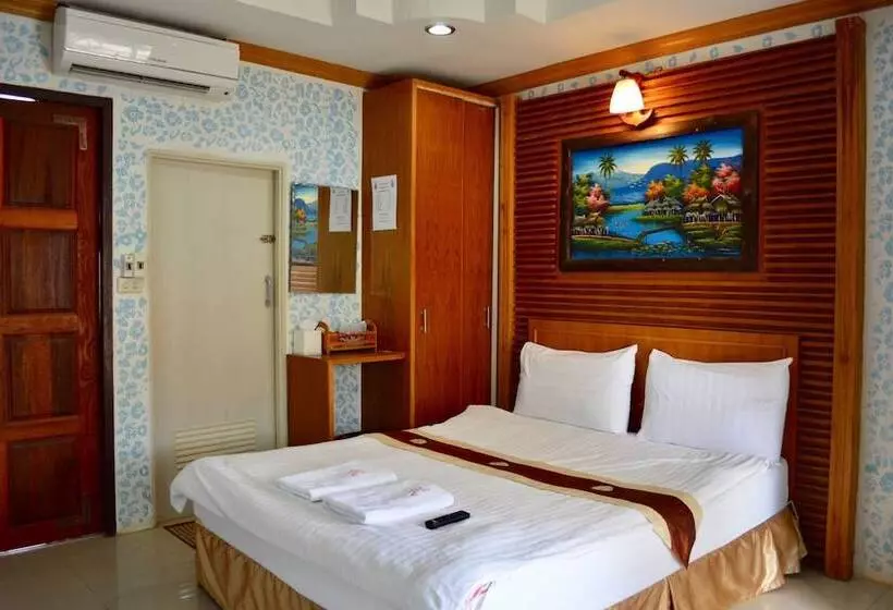 Rachiga Hotel Grand Resort