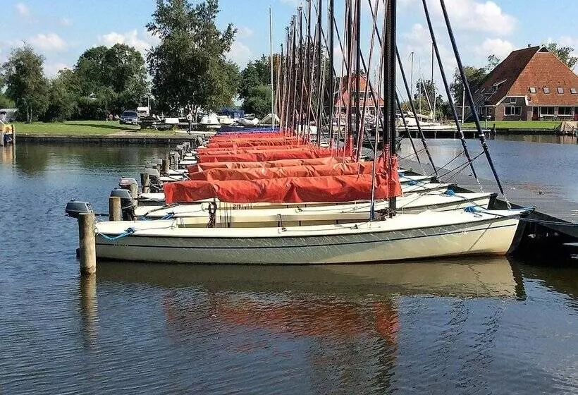 リゾートホテル Recreatiebedrijf De Koevoet