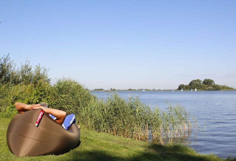 Курорт Recreatiebedrijf De Koevoet