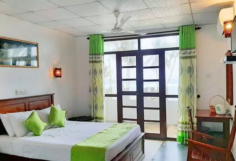 Hotelli Akurala Beach Boutique Resort