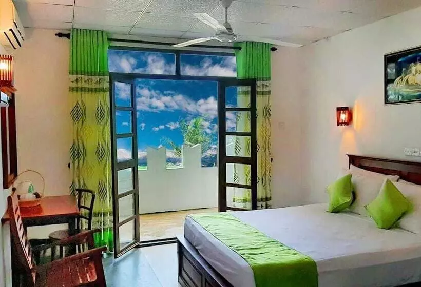 Hotelli Akurala Beach Boutique Resort