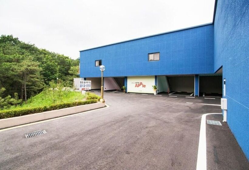 فندق Apple Drive In