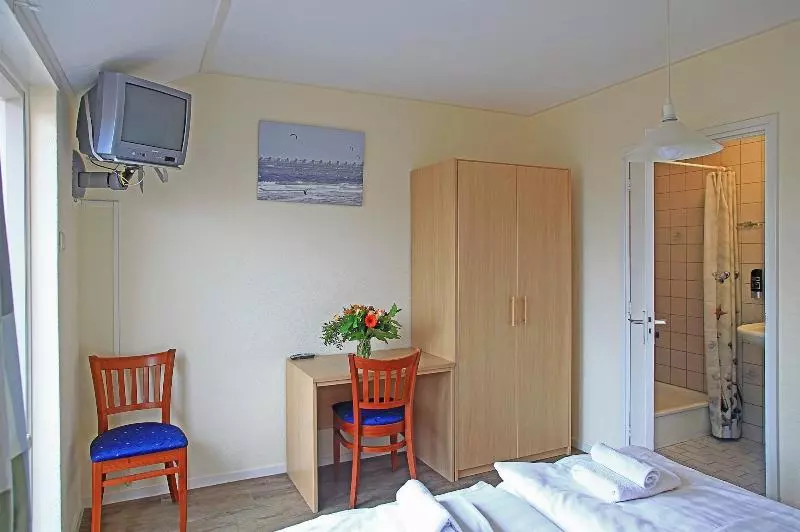 Hotelli Budget  Vrouwenpolder