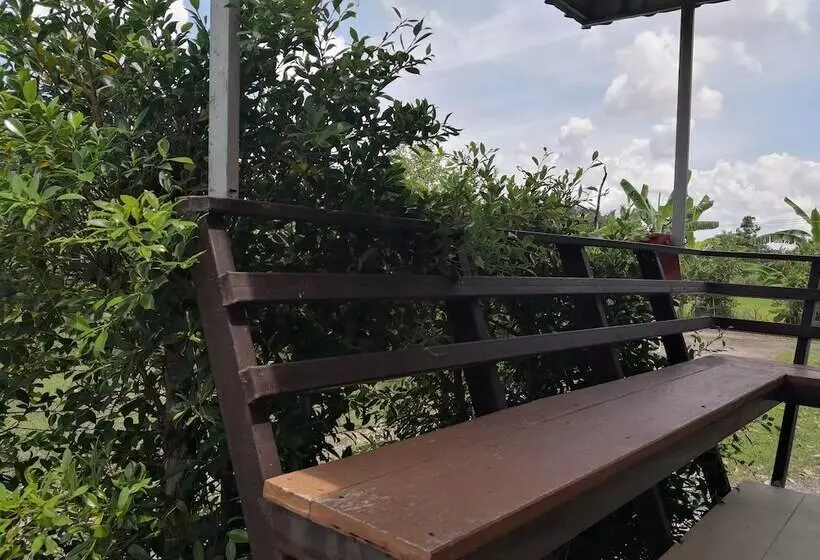 ホテル Phutara Resort