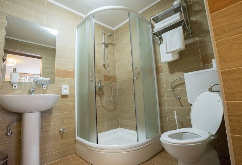 ペンション Guest House Oreskovic