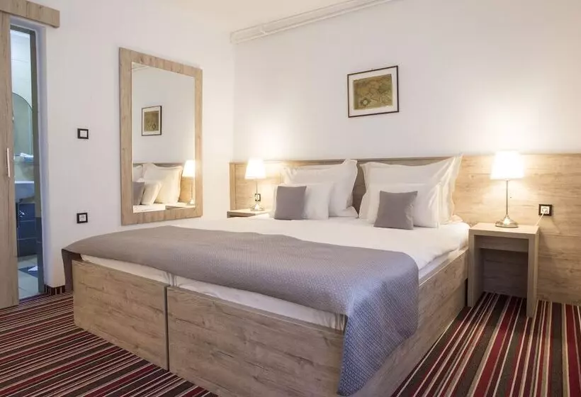 Majatalo Guest House Oreskovic