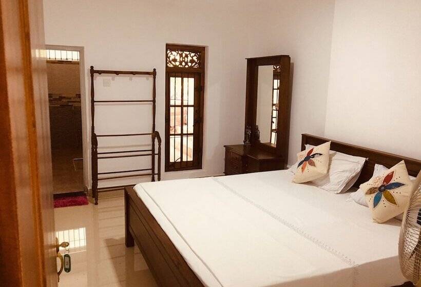 ペンション Kandy Home Stay Villa