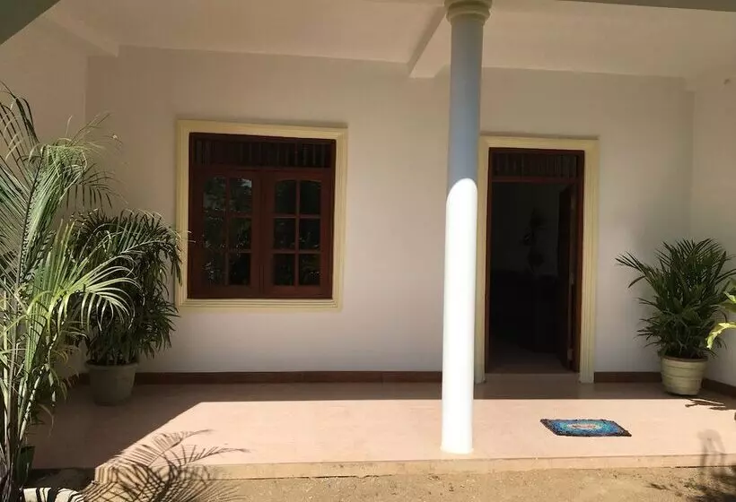 پانسیون Kandy Home Stay Villa