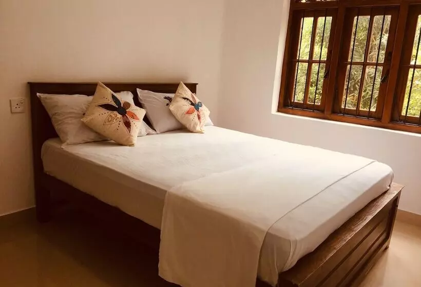 پانسیون Kandy Home Stay Villa
