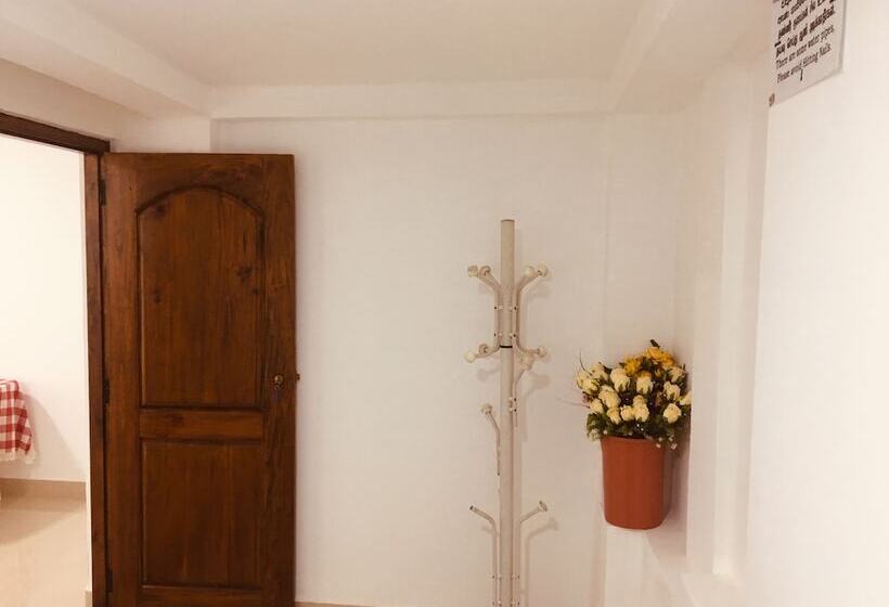 ペンション Kandy Home Stay Villa