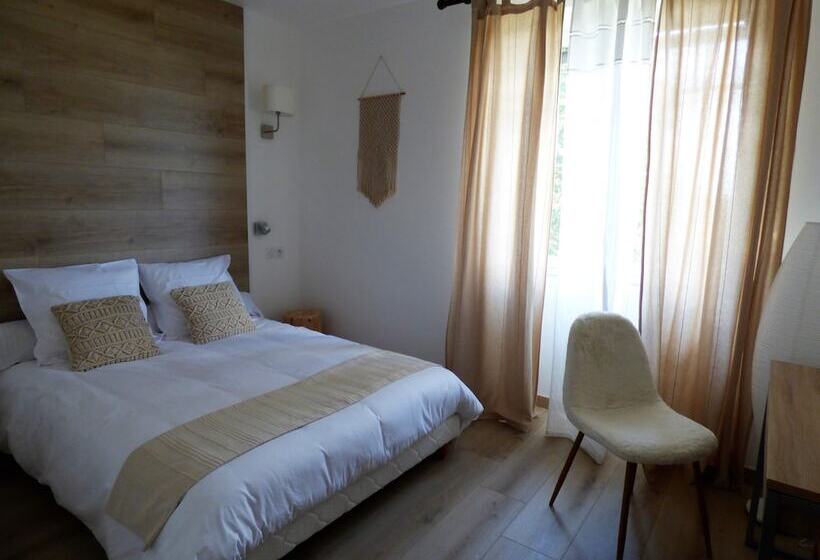 펜션 Les Hauts De Malirat