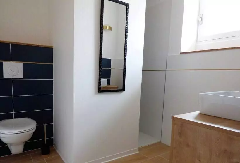 Majatalo Les Hauts De Malirat