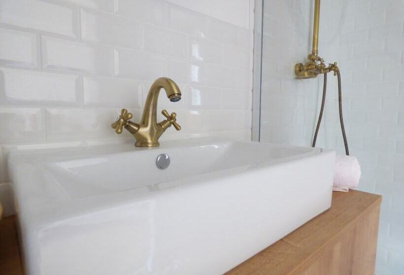 펜션 Les Hauts De Malirat