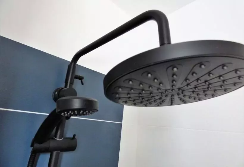 Majatalo Les Hauts De Malirat