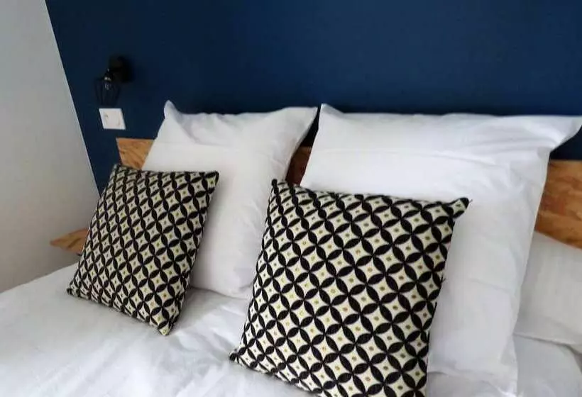 Majatalo Les Hauts De Malirat