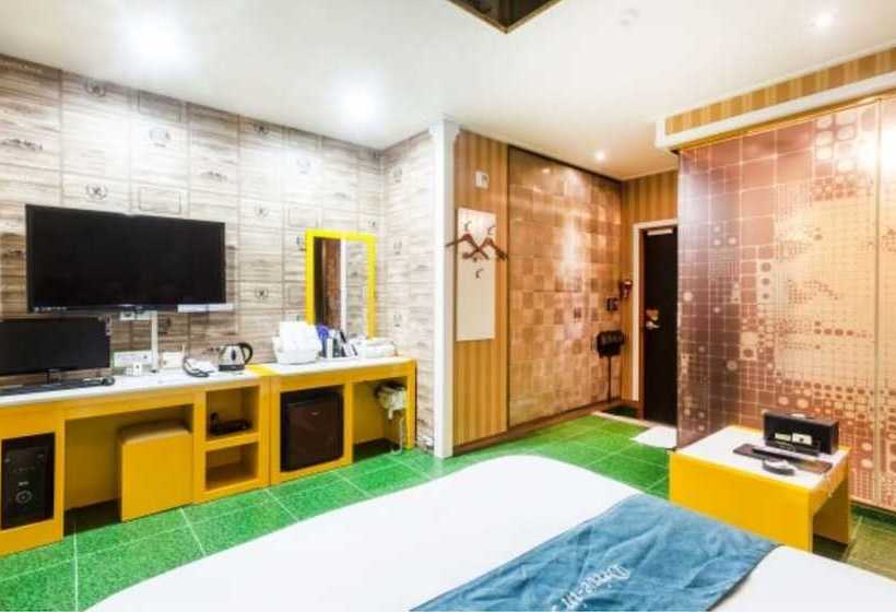 فندق Sky Opening Drivein Muintel