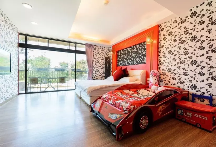هتل No.8 Dream Street Bed And Breakfast