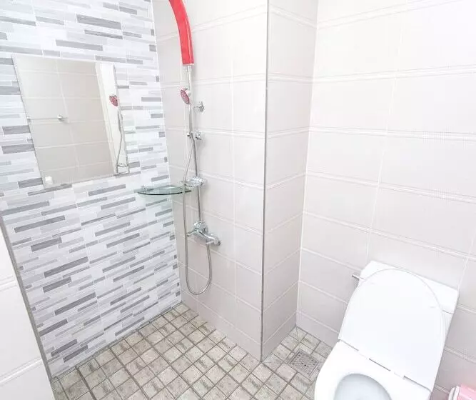 ホテル Pension Jung Won