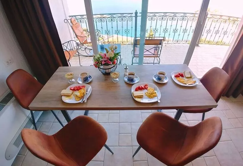 هتل Villa Edelweiss