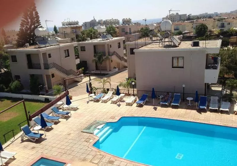 Apts. Mariecosta