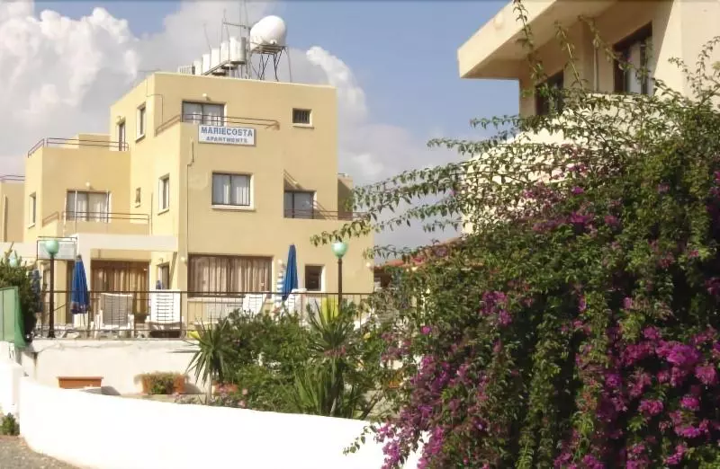 Apts. Mariecosta