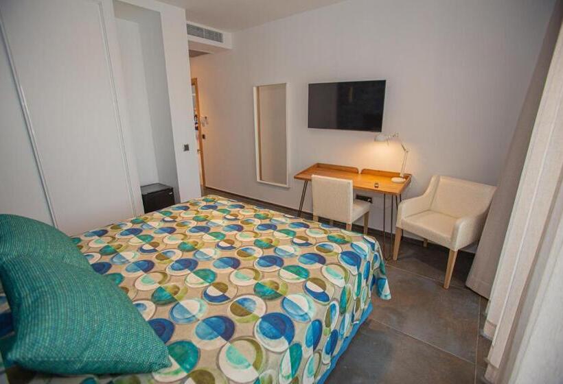 בית מלון כפרי Adiafa