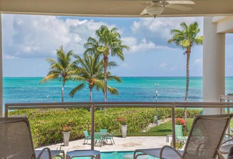 هتل Coral Gardens On Grace Bay