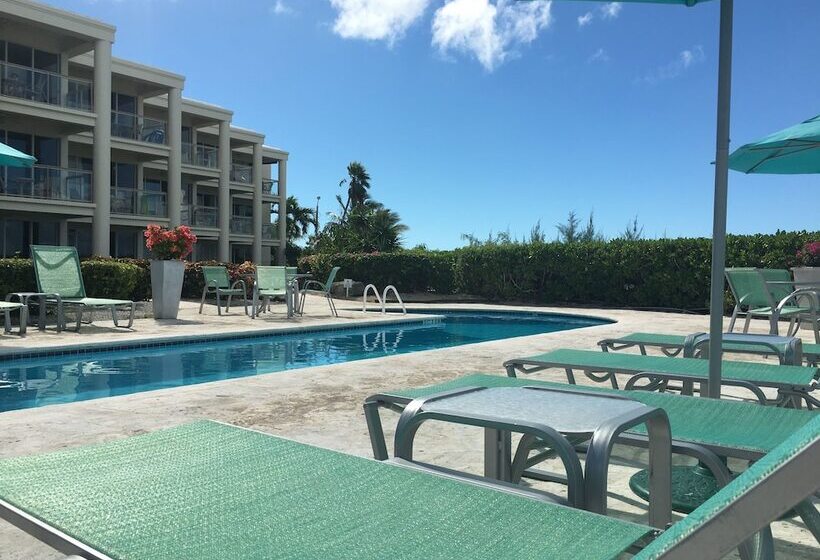 هتل Coral Gardens On Grace Bay