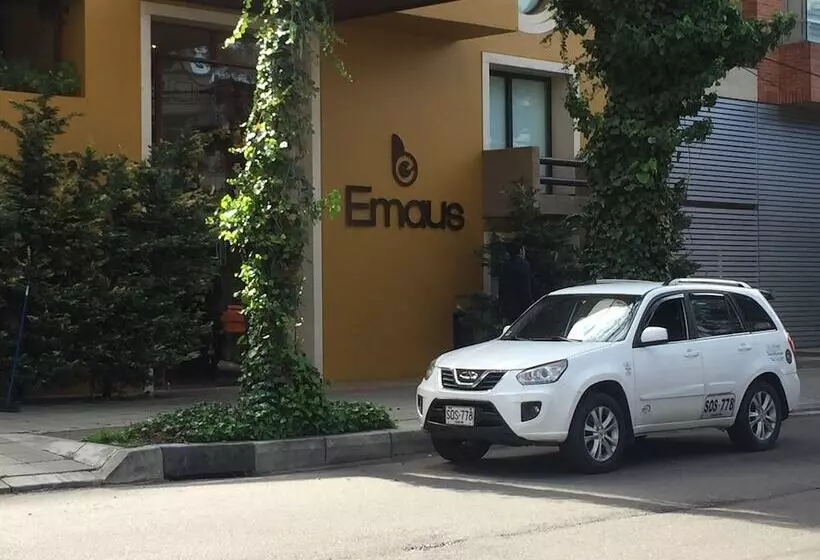 Отель Emaus Bogotá