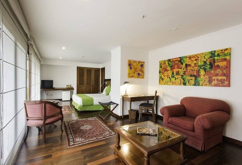 酒店 Emaus Bogotá