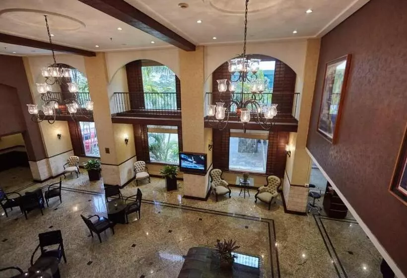 هتل Eurobuilding Express Maiquetía