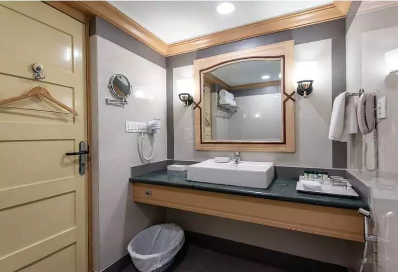 Fortune Resort Sullivan Court, Ooty Member Itc S Hotel Group