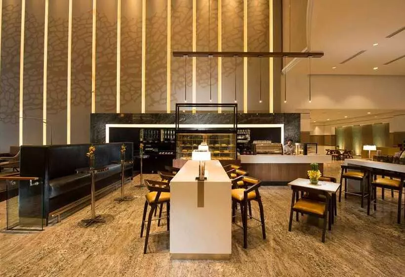 هتل Hilton Kuala Lumpur