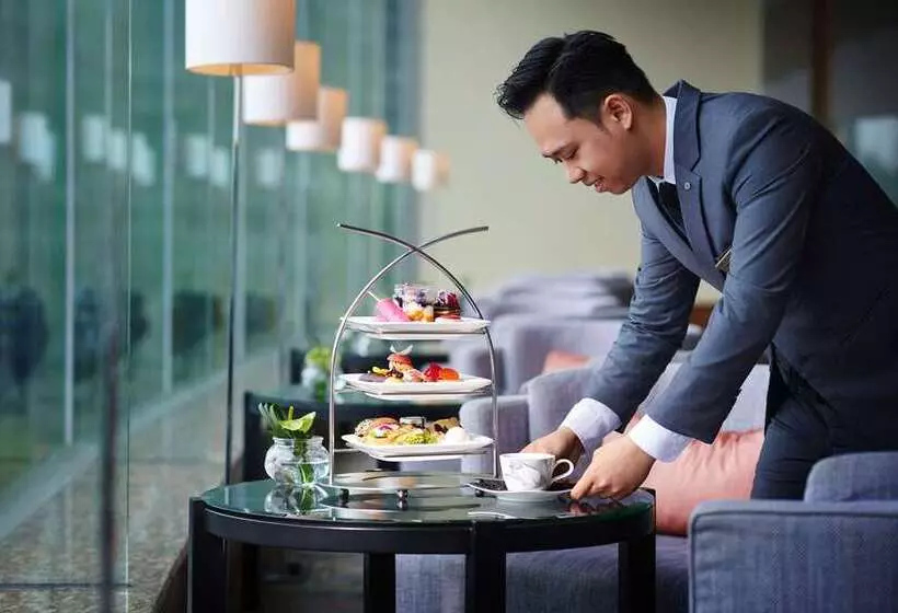 هتل Hilton Kuala Lumpur