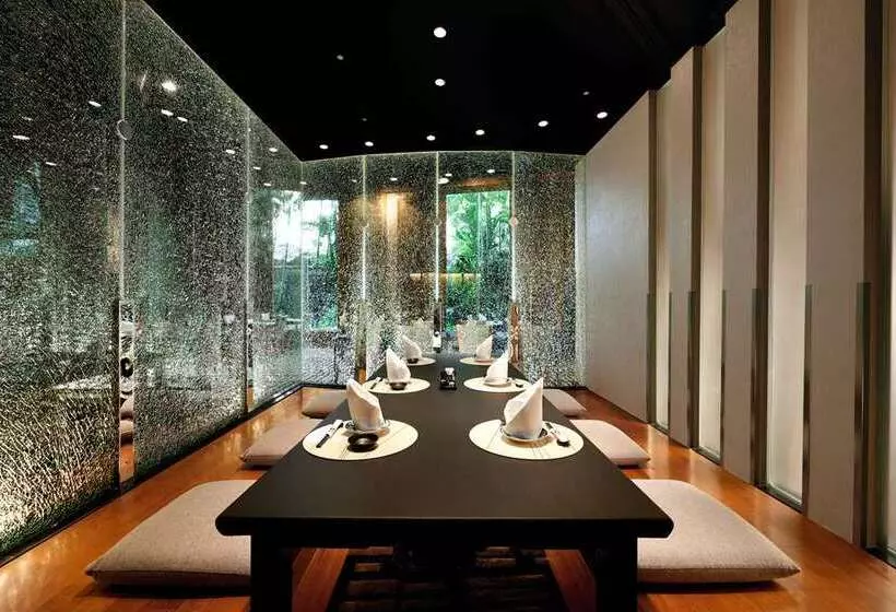 هتل Hilton Kuala Lumpur